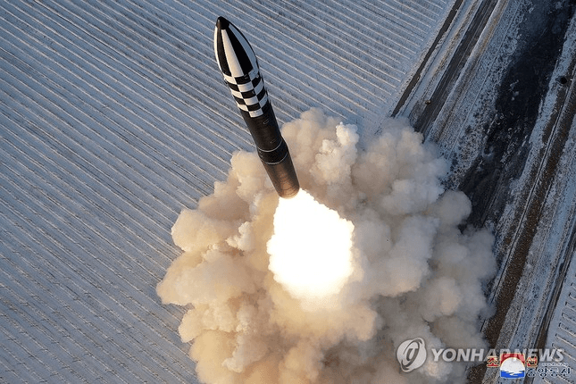 Vụ phóng ICBM thể hiện “ý chí phản công” của Triều Tiên