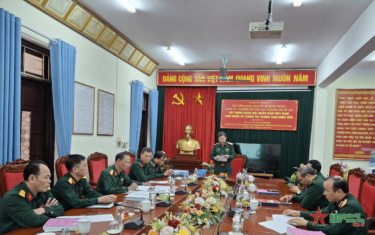 Nghiệm thu đề tài “Xây dựng Quân đội nhân dân Việt Nam tinh nhuệ về chính trị trong tình hình mới”