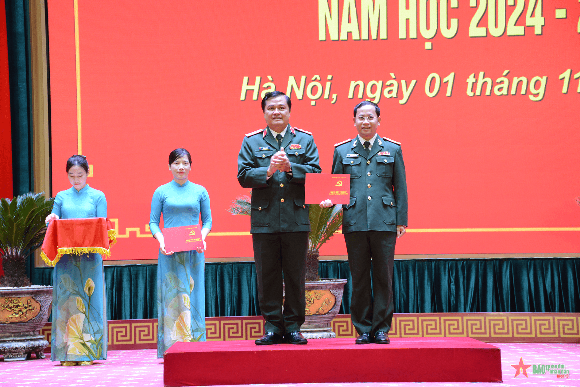 Học viện Quốc phòng bế giảng Lớp đào tạo kiến thức cao cấp lý luận chính trị khóa 6
