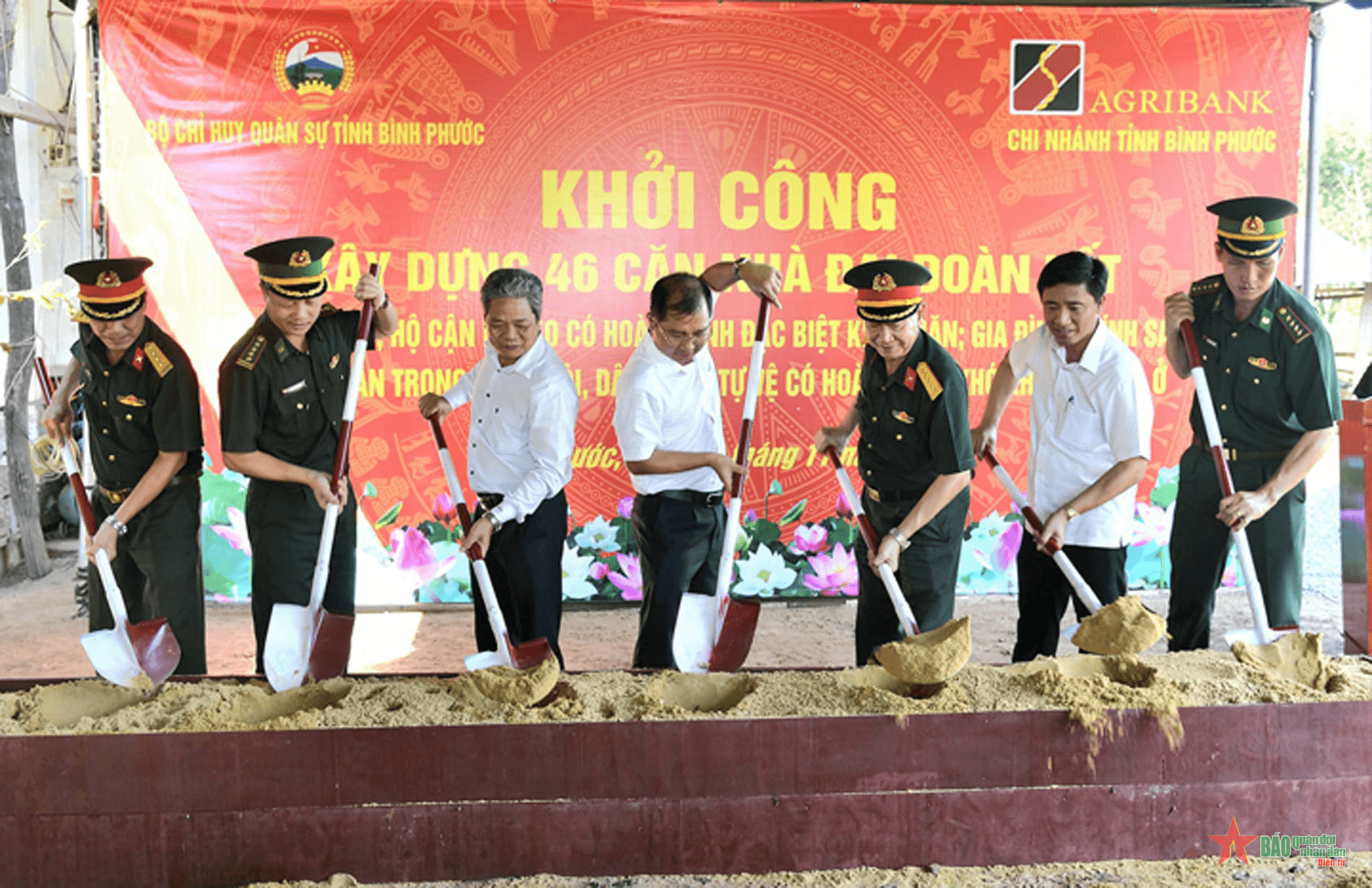 Bộ CHQS tỉnh Bình Phước phối hợp khởi công xây dựng 46 căn nhà "Đại đoàn kết" tặng hộ nghèo