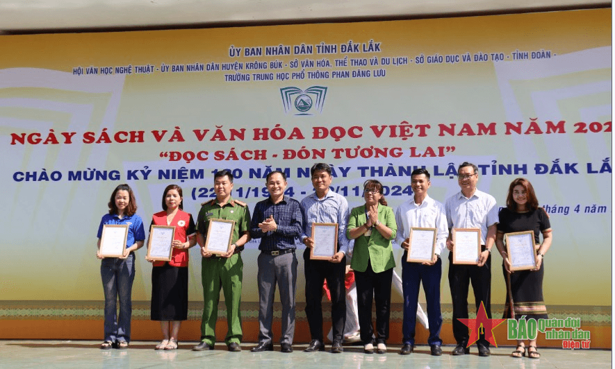 Kết nối nguồn lực để thúc đẩy phát triển văn học, nghệ thuật
