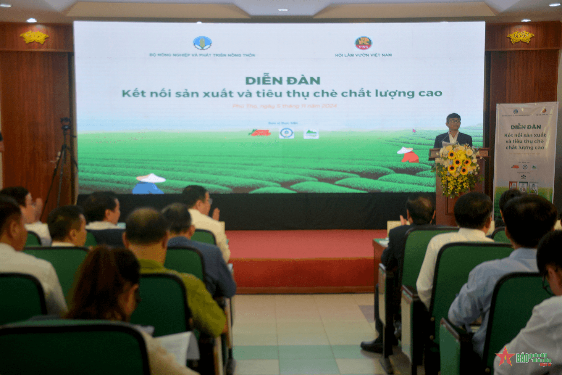 Bàn giải pháp nâng tầm cho cây chè Việt