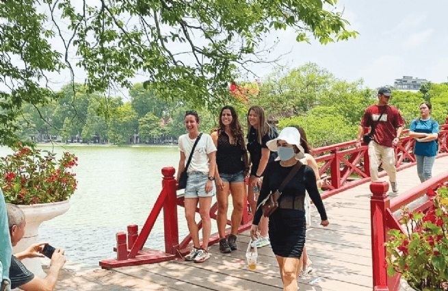 Du lịch Hà Nội tăng trưởng ấn tượng