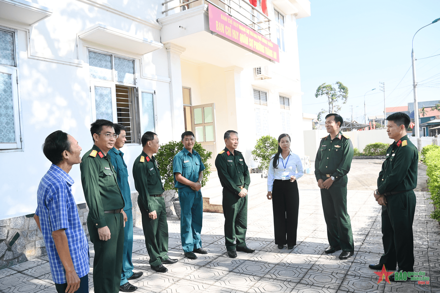 Quảng Ninh: Bàn giao trụ sở Ban CHQS phường Tràng An, thành phố Đông Triều