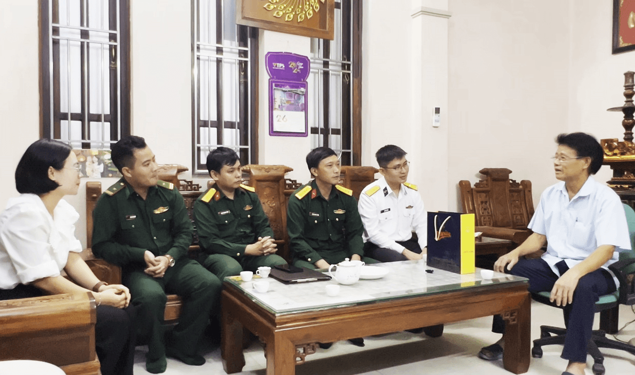 Nâng cao ý thức chấp hành pháp luật, kỷ luật cho bộ đội và nhân dân