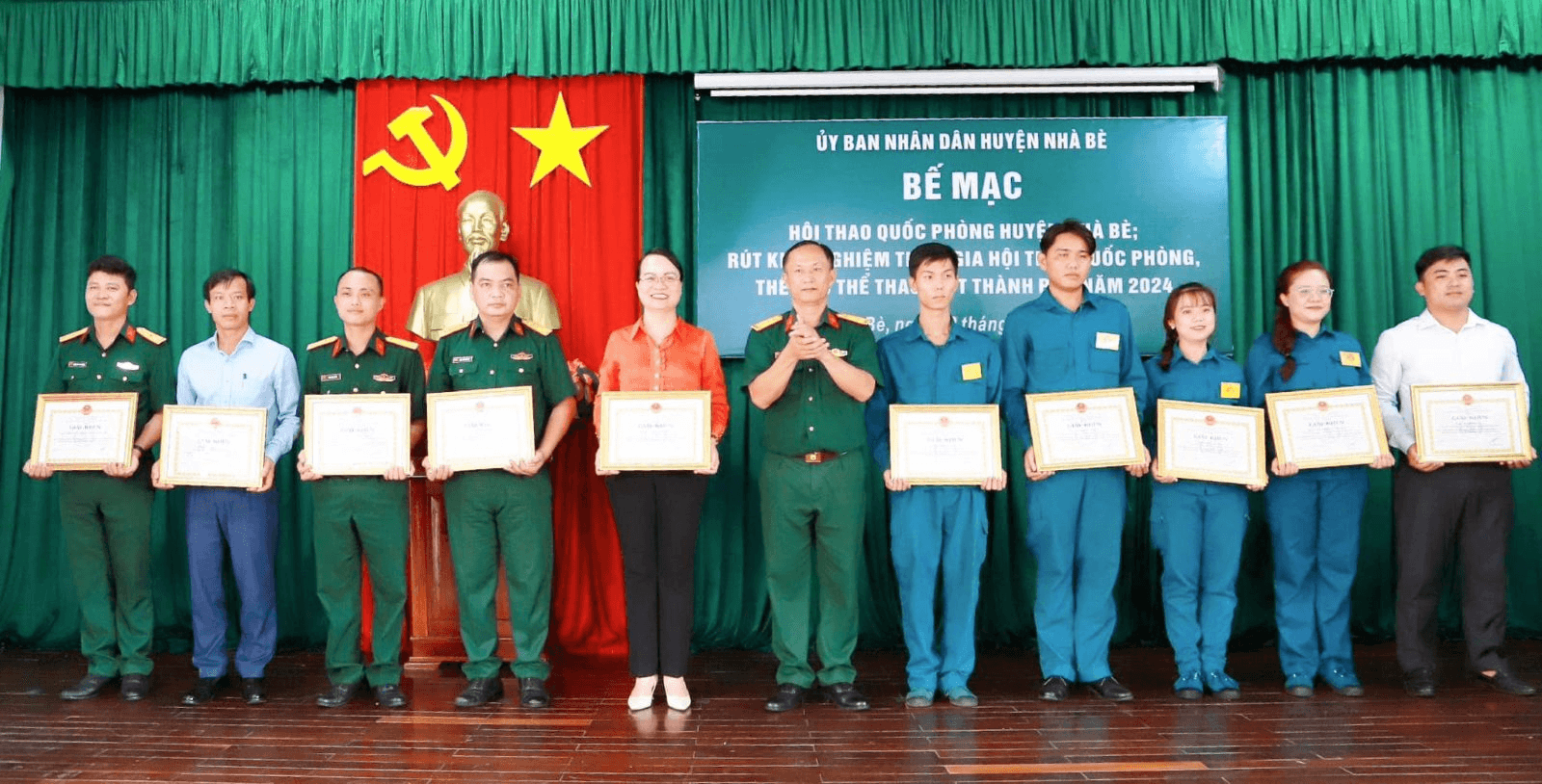 Chiến sĩ thành đồng: Nữ chính trị viên tận tâm, gương mẫu