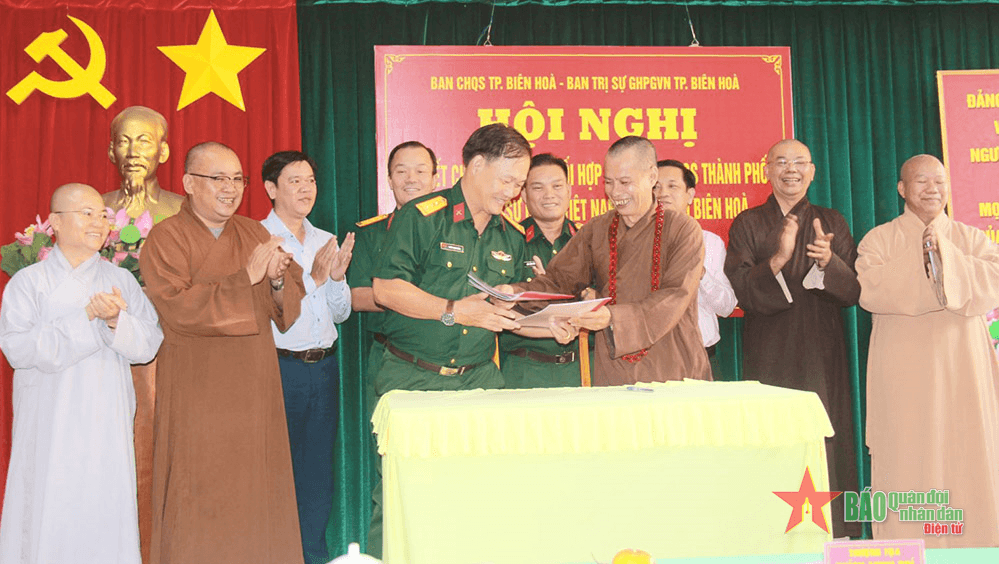 Gắn kết nghĩa tình, xây dựng thế trận lòng dân vững chắc