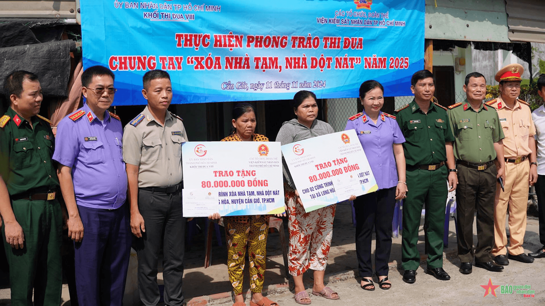 TP Hồ Chí Minh trao kinh phí sửa chữa nhà cho người dân huyện Cần Giờ