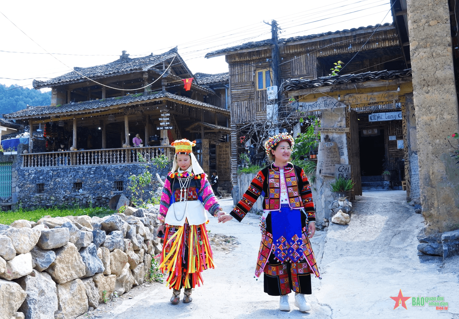 Thu về trên Lô Lô Chải