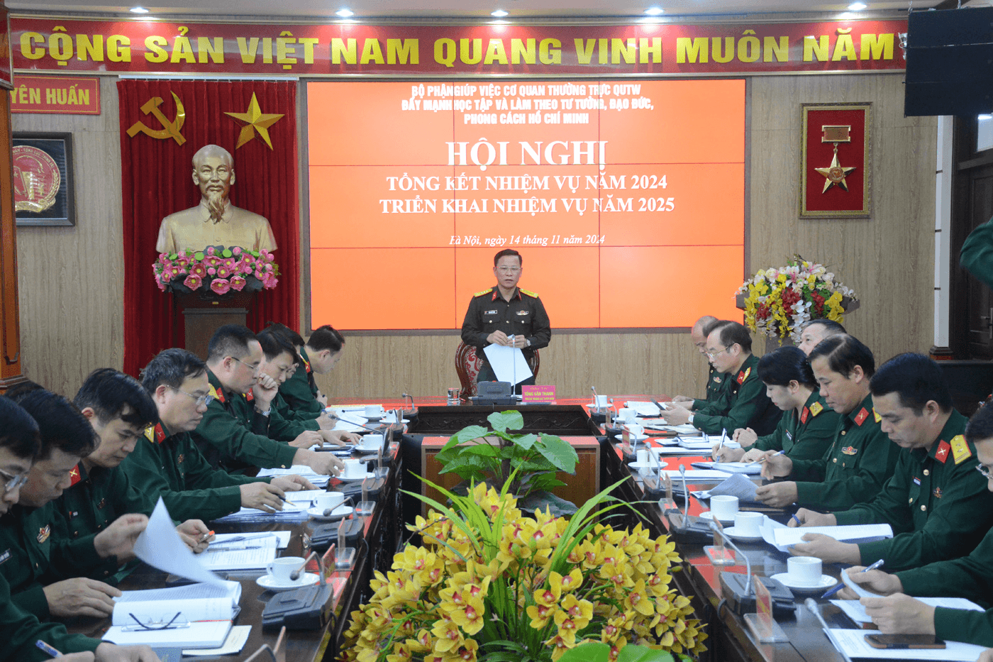 Đẩy mạnh học tập và làm theo tư tưởng, đạo đức, phong cách Hồ Chí Minh