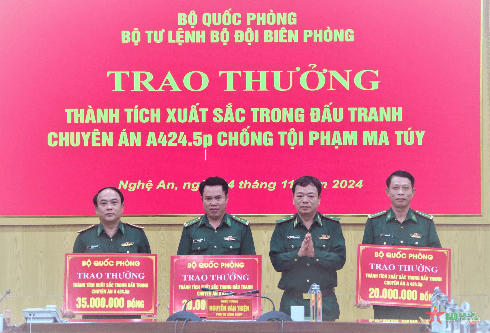 Trao thưởng các đơn vị tham gia đấu tranh thành công Chuyên án ma túy A424.5p