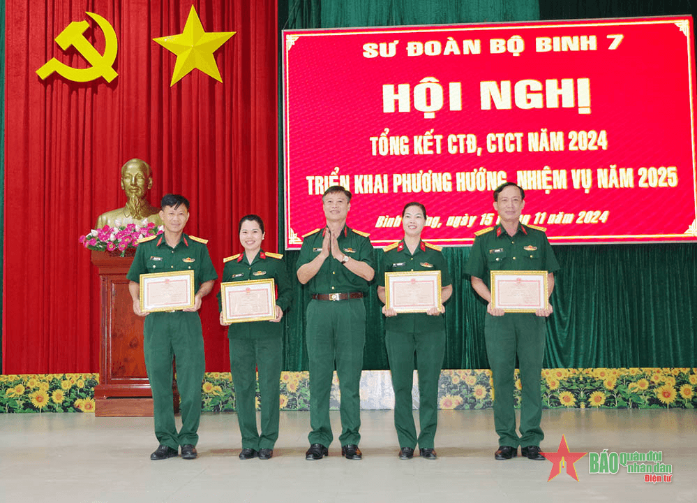 Sư đoàn 7 triển khai toàn diện, hiệu quả hoạt động công tác Đảng, công tác chính trị