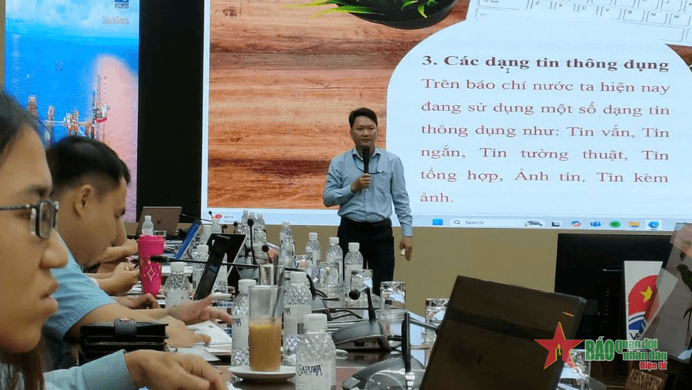 Vietsovpetro tập huấn đào tạo nâng cao kỹ năng viết tin, bài và xử lý khủng hoảng truyền thông
