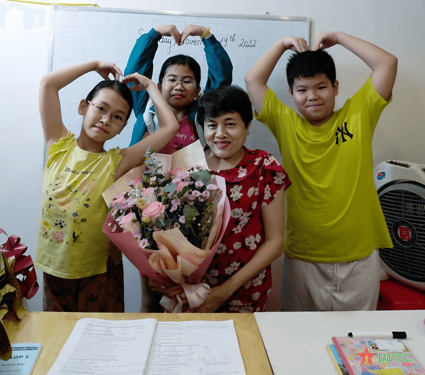 Nghị lực phi thường của cô giáo “tí hon” Lê Thị Lan Anh
