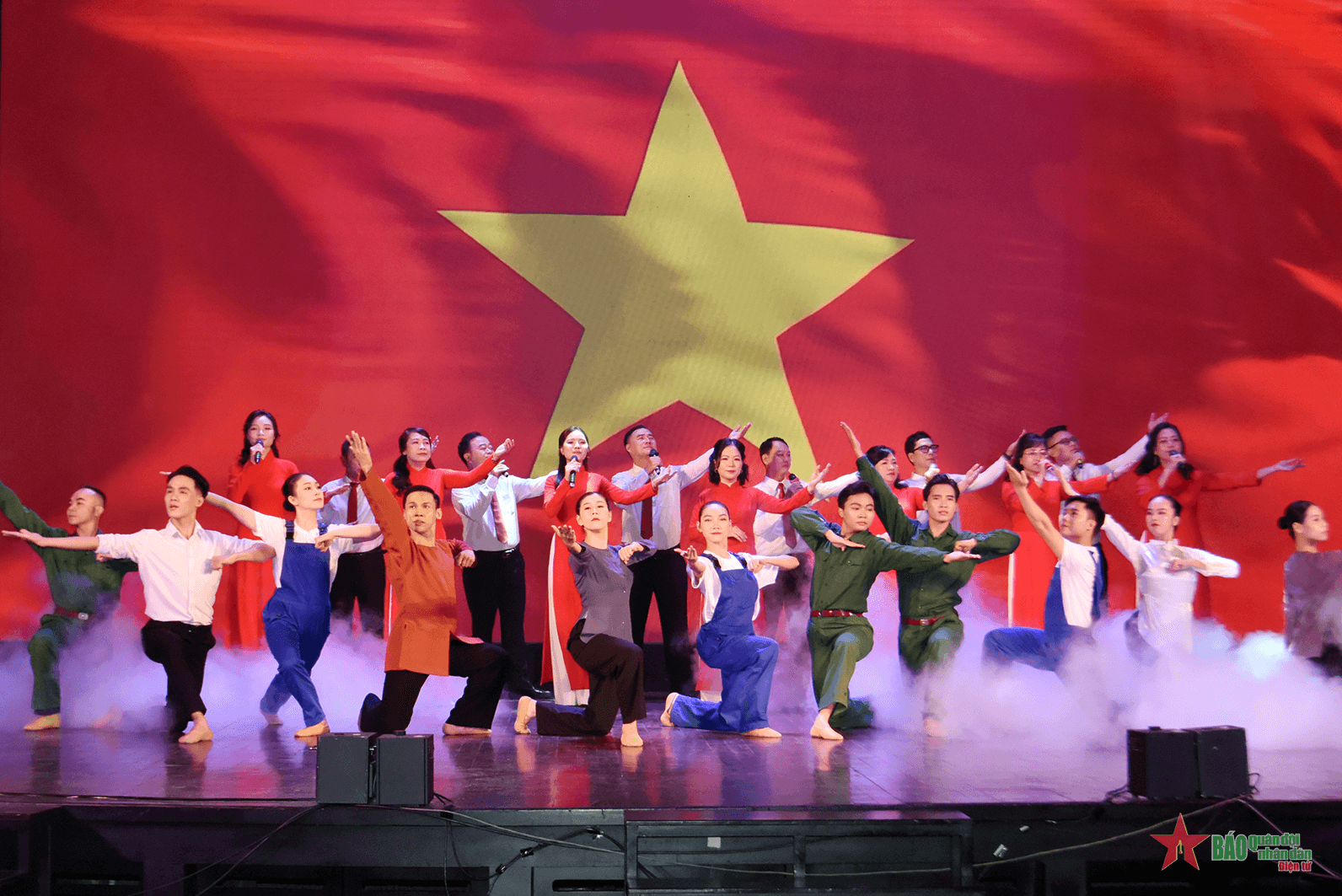 TP Hồ Chí Minh: Tạo sân chơi văn hóa nghệ thuật lành mạnh cho công nhân