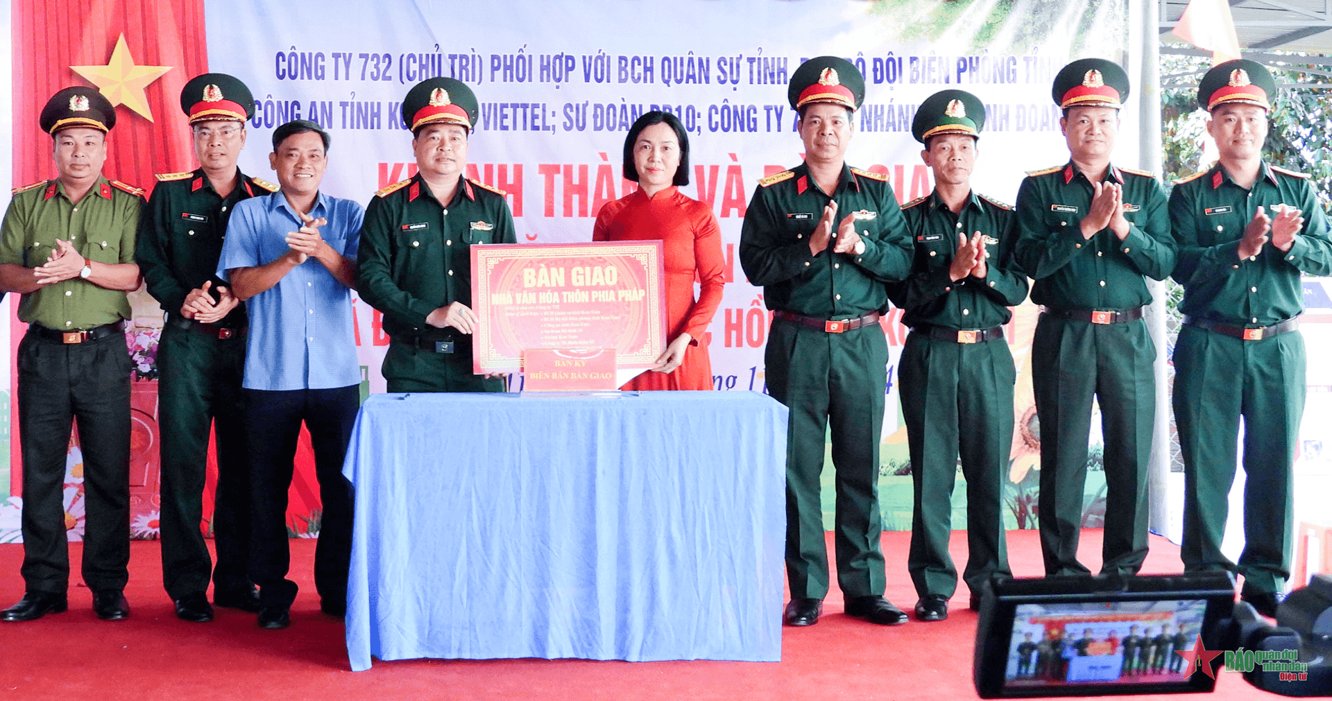 Binh đoàn 15: Khánh thành, bàn giao công trình “Sao sáng buôn làng” tại tỉnh Kon Tum