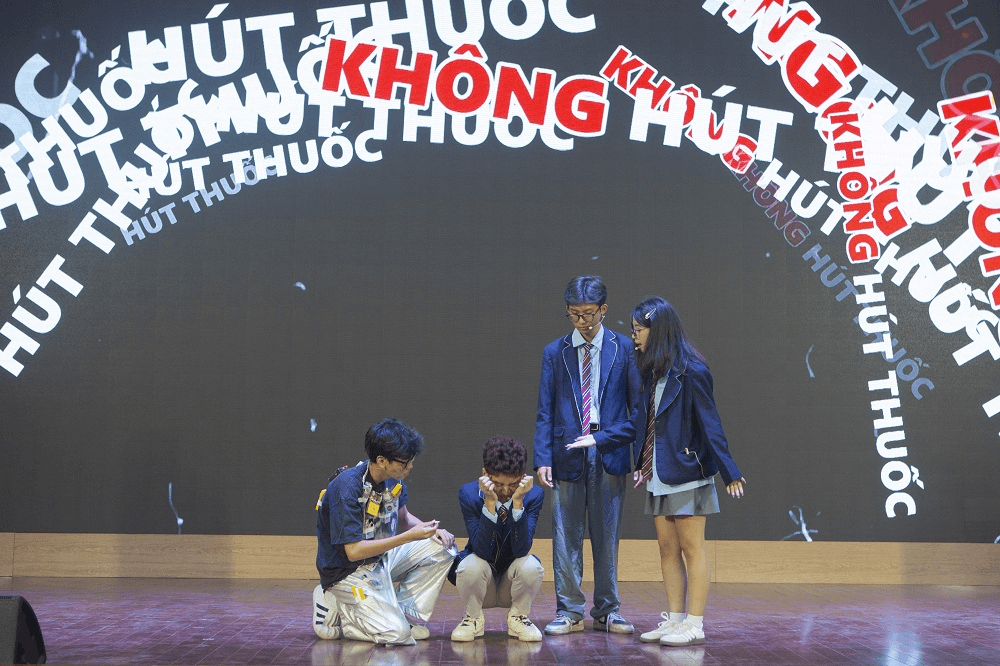 Không để khói thuốc lá làm ảnh hưởng đến môi trường học đường