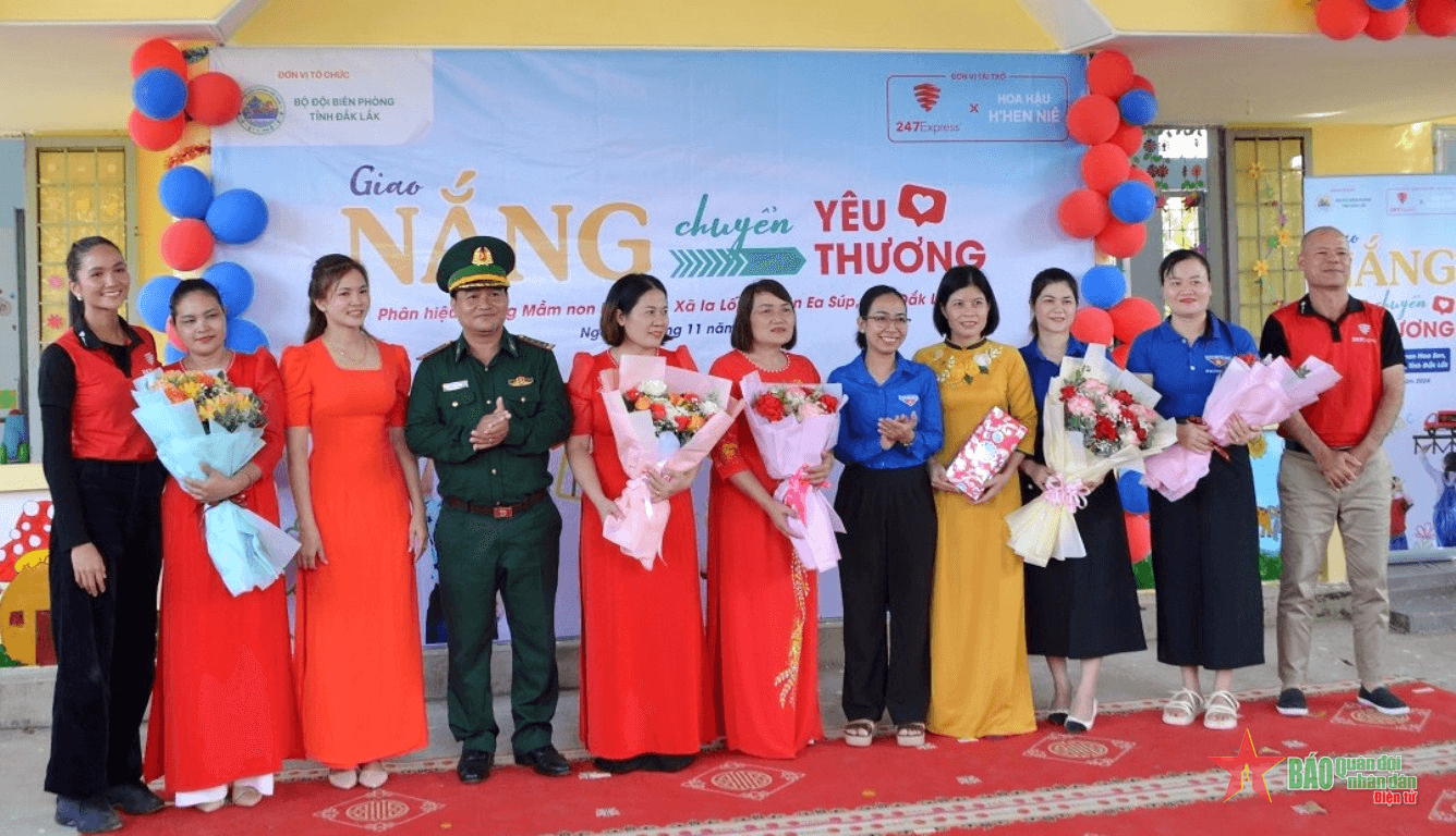 Chương trình “Giao nắng chuyển yêu thương” tại biên giới Đắk Lắk