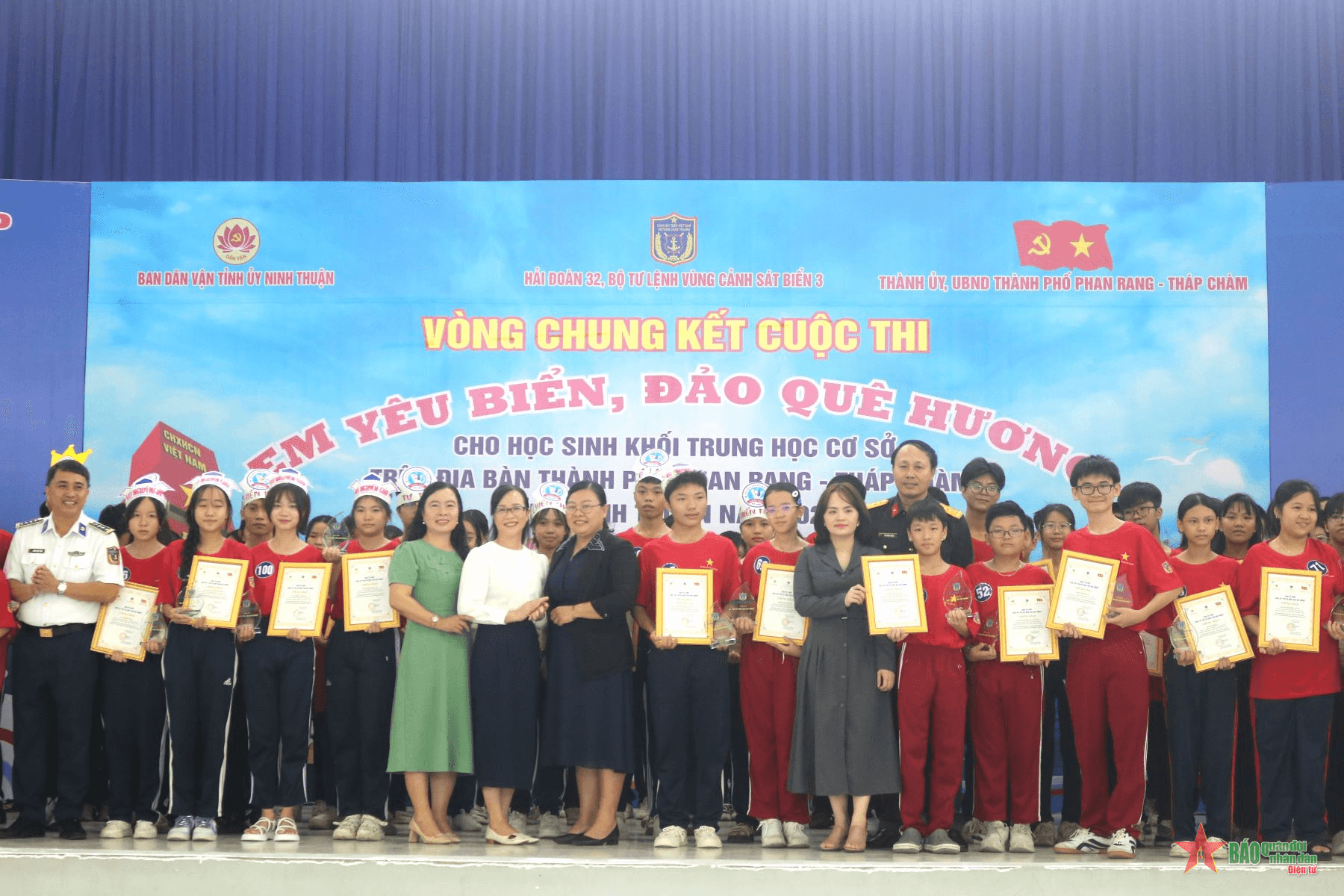 Hải đoàn 32 tổ chức Cuộc thi “Em yêu biển, đảo quê hương” tại Ninh Thuận