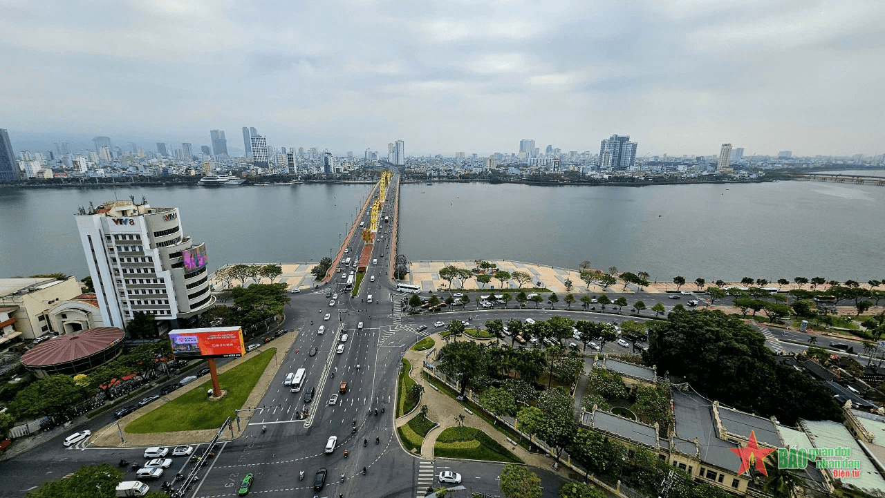 Đà Nẵng: Nhanh chóng hoàn thành đề án xây dựng Khu thương mại tự do, phát triển ngành logistics