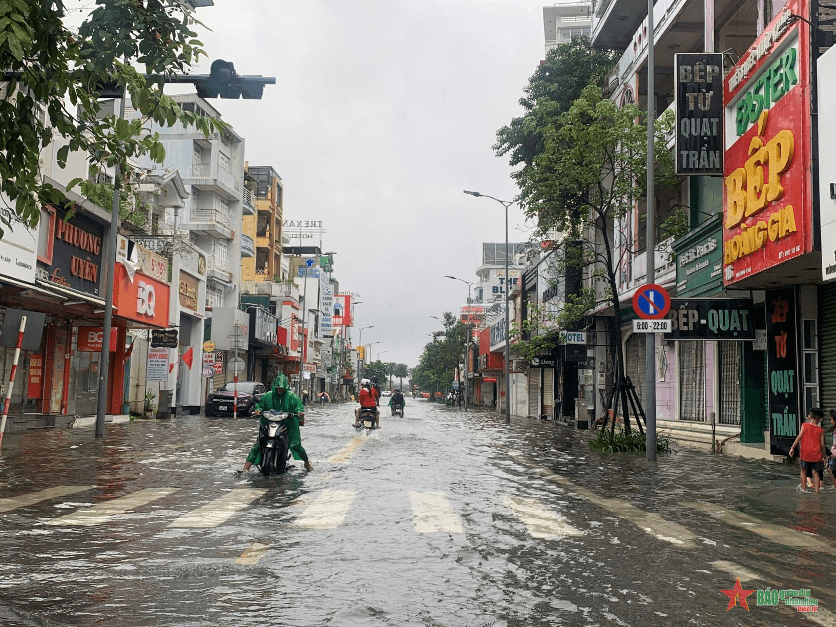 Lũ trên các sông Thừa Thiên Huế tiếp tục lên
