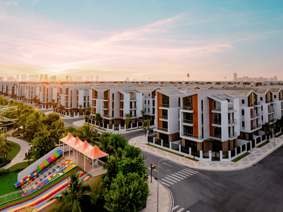 Giới đầu tư địa ốc đổ về Vinhomes Ocean Park 3 săn “hàng hiếm”