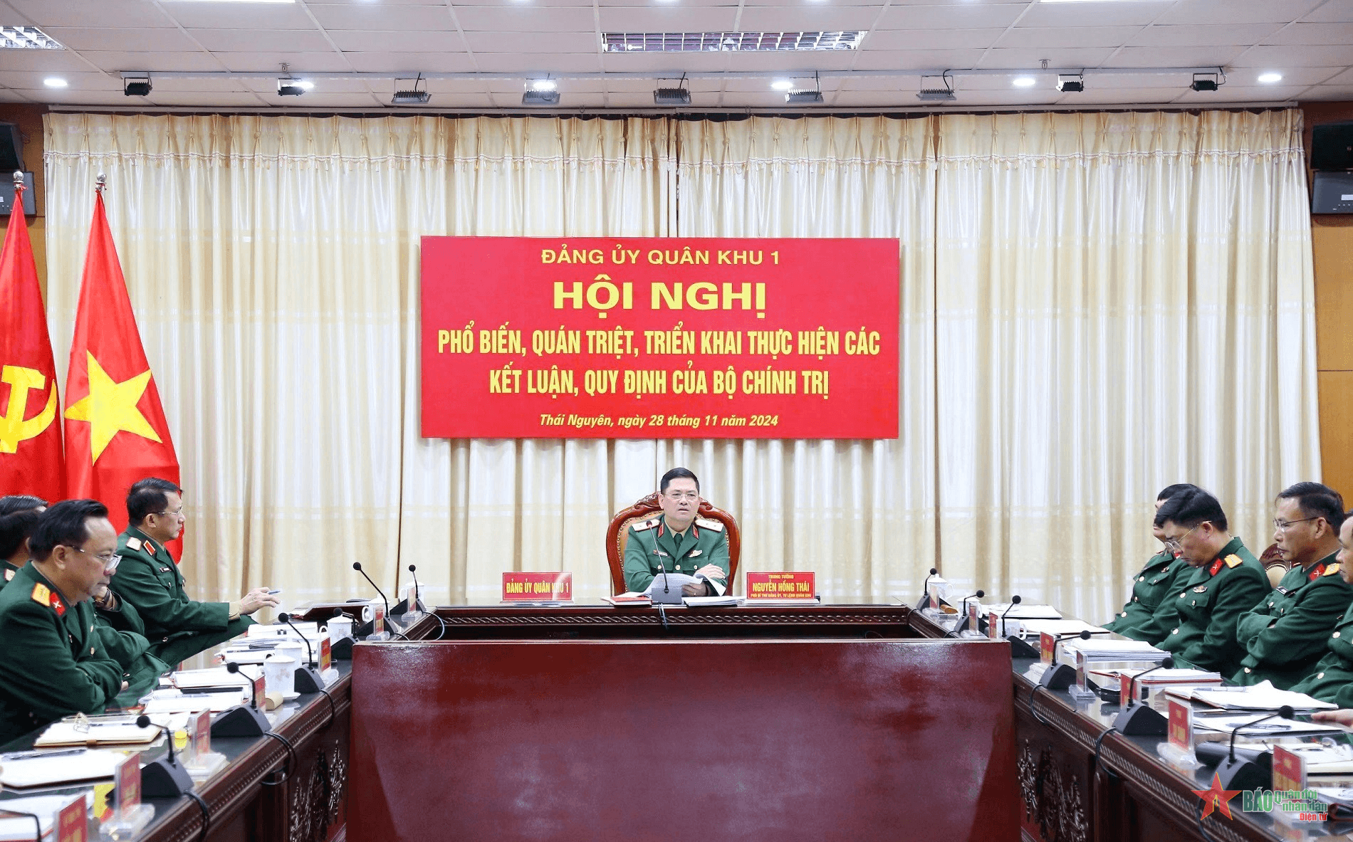 Đảng ủy Quân khu 1 phổ biến, quán triệt và triển khai thực hiện các kết luận, quy định của Bộ Chính trị
