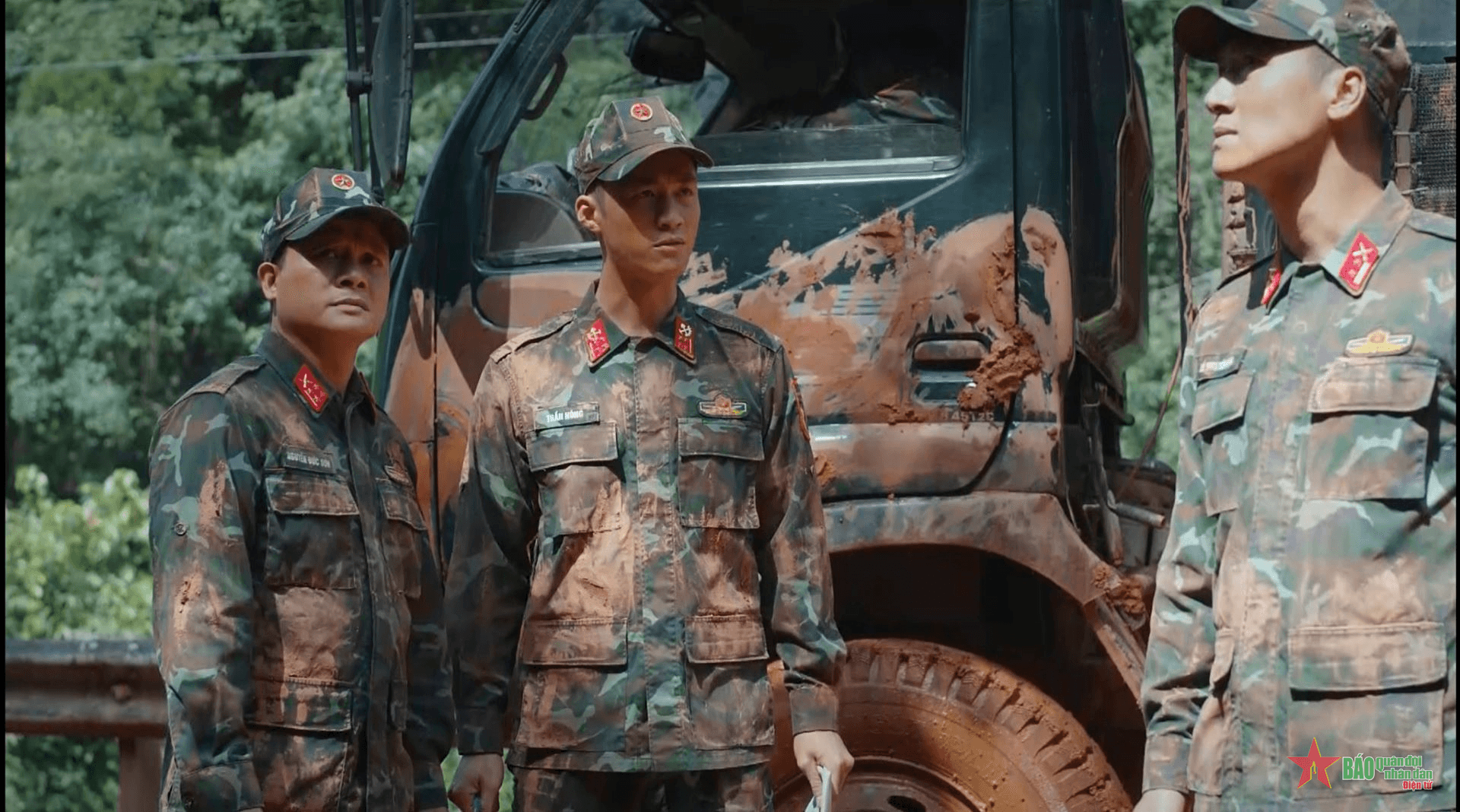 Phim “Không thời gian”: Có bộ đội là “mọi chuyện ổn rồi!”
