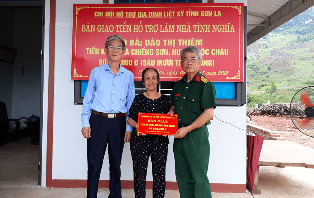 Vòng tay ấm của nghĩa tình đồng đội