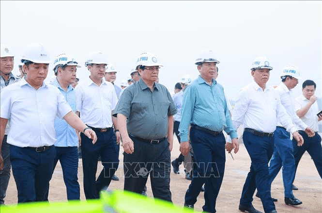 Thủ tướng Phạm Minh Chính: Xử lý nghiêm cán bộ gây cản trở, chậm trễ trong triển khai sân bay Long Thành