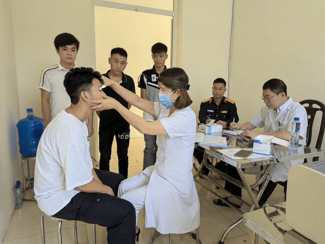 “Tròn khâu, trọn gói” trong tuyển quân ở Lập Thạch