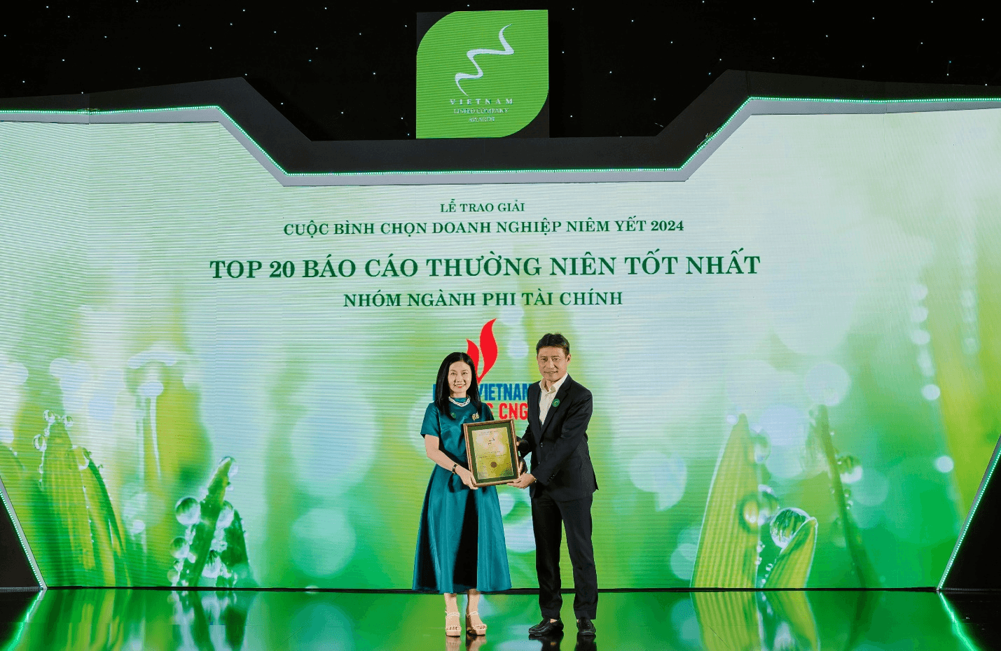 PV GAS CNG nhận giải Top 20 Báo cáo thường niên tốt nhất 2024
