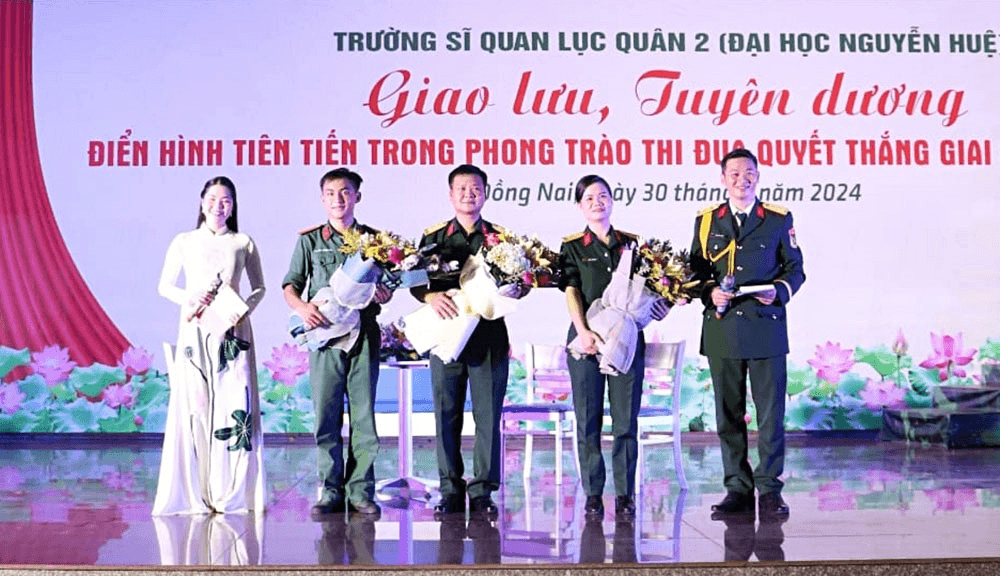 Nữ giảng viên với lý tưởng cống hiến