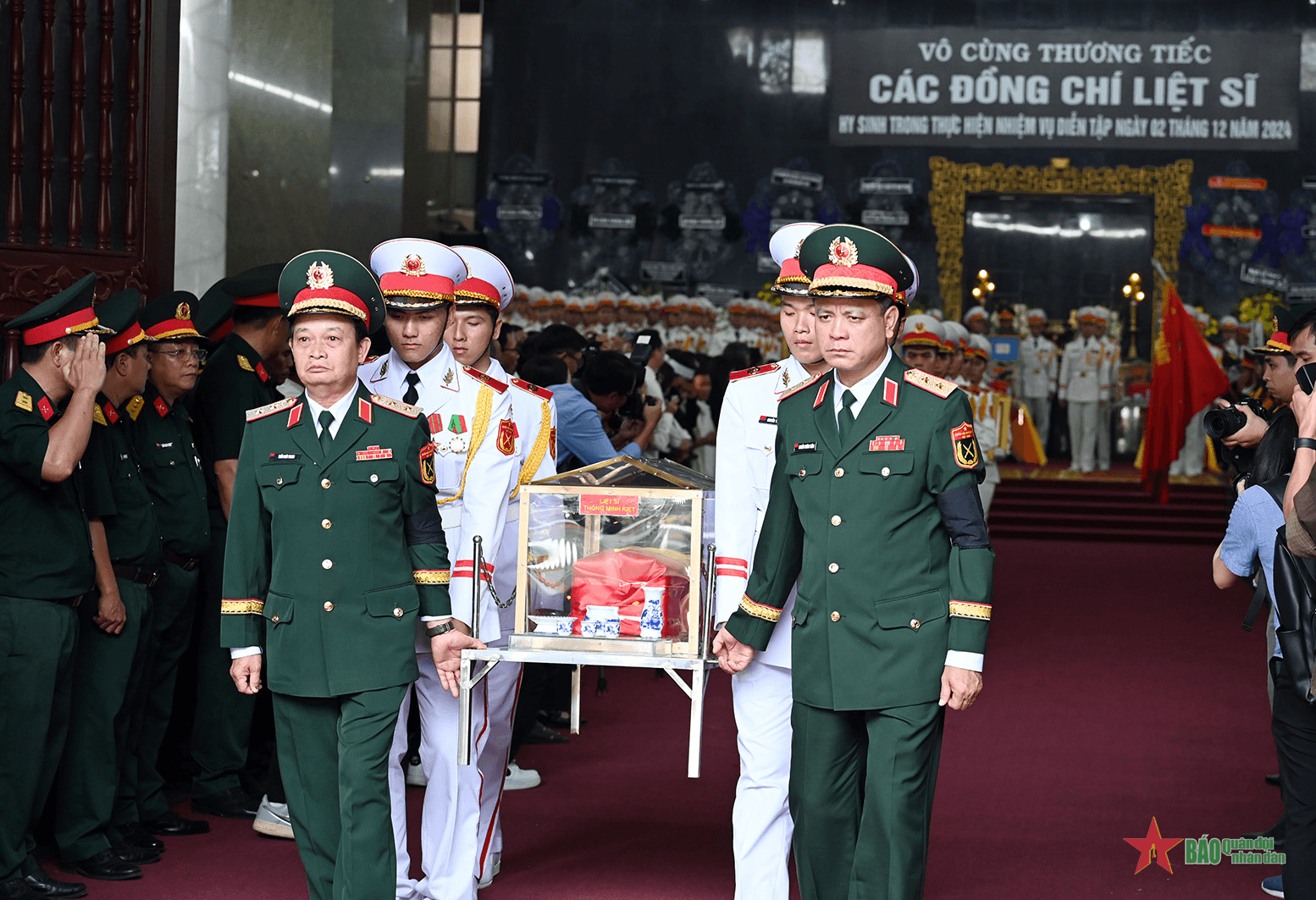 Xúc động Lễ truy điệu 12 quân nhân hy sinh trong thực hiện nhiệm vụ diễn tập