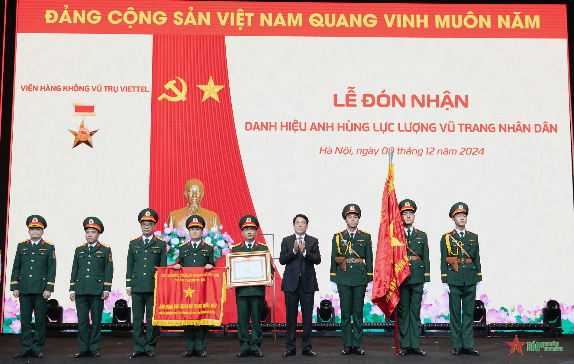 Chủ tịch nước trao danh hiệu Anh hùng Lực lượng vũ trang nhân dân tặng Viện Hàng không Vũ trụ Viettel