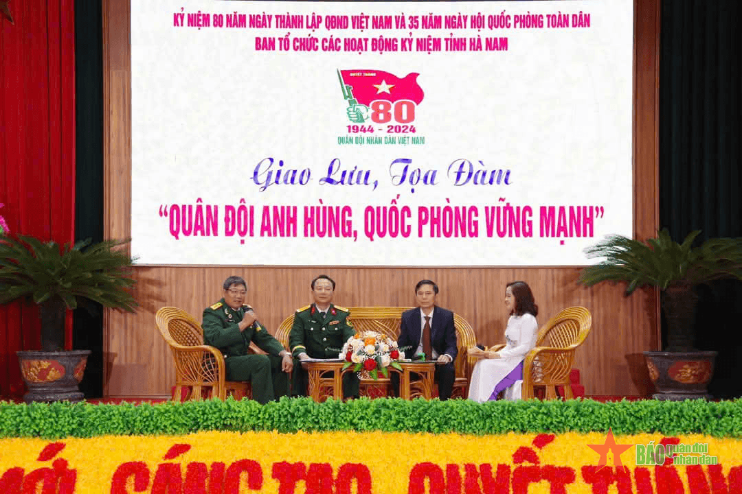 Hà Nam: Giao lưu tọa đàm “Quân đội anh hùng, quốc phòng vững mạnh”