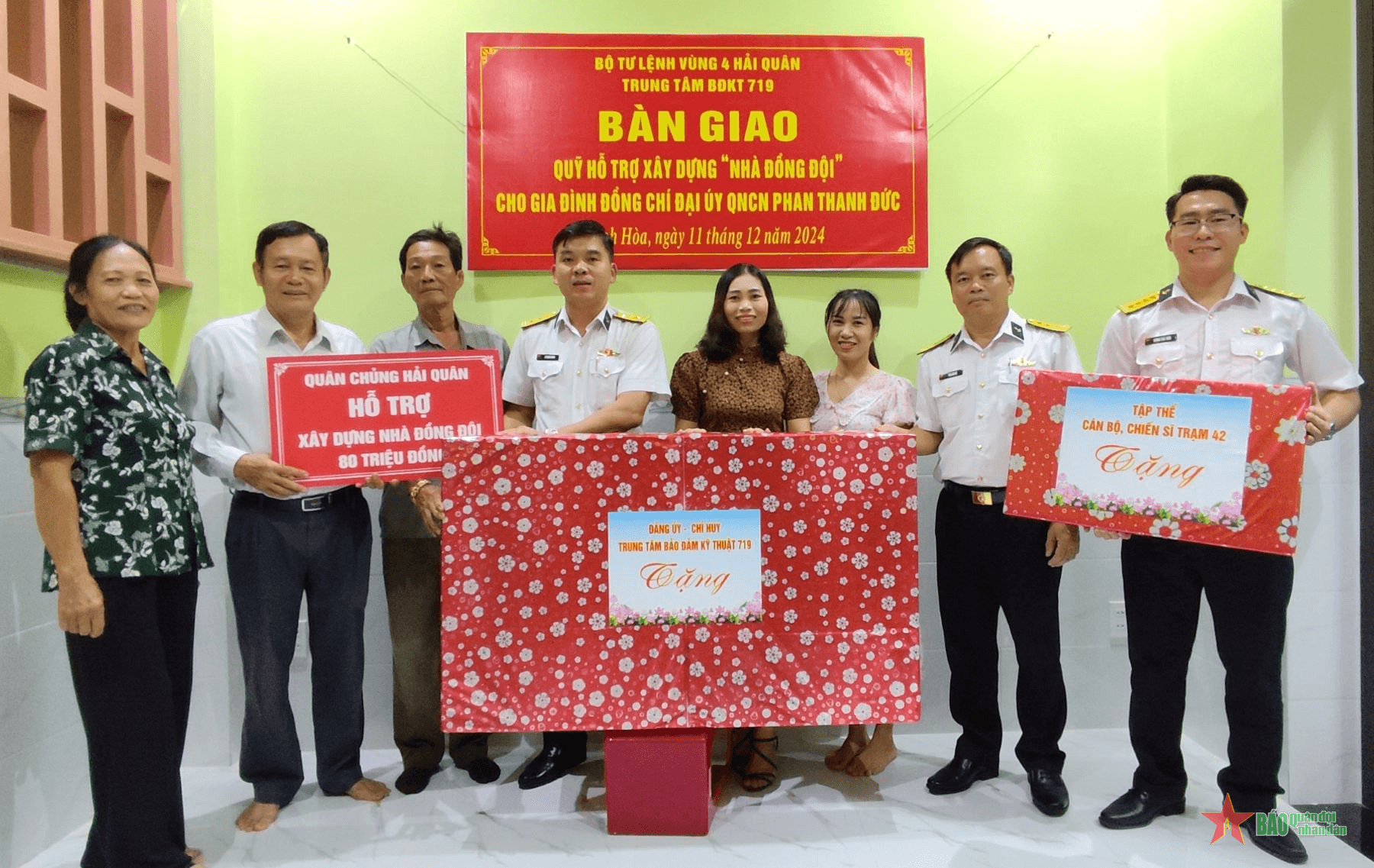 Trung tâm Bảo đảm kỹ thuật 719 trao quỹ hỗ trợ xây dựng “Nhà đồng đội”