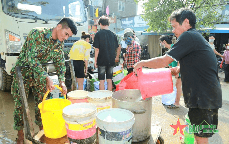 Luyện giỏi, rèn nghiêm, giữ chắc địa bàn chiến lược miền Trung - Tây Nguyên-Bài 3: Huấn luyện dã ngoại kết hợp làm dân vận (Tiếp theo và hết)