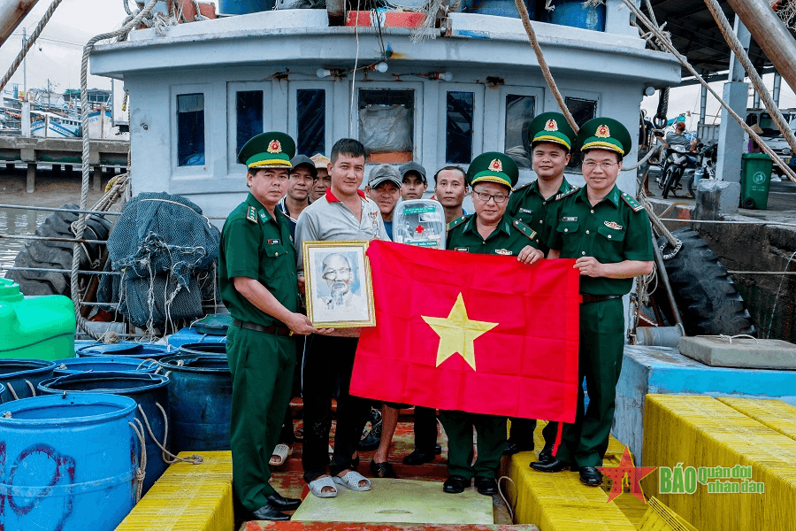 Biên phòng Sóc Trăng phát động đợt cao điểm xử lý vi phạm IUU