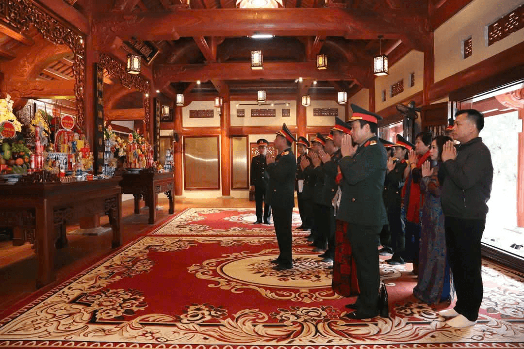 Sâu đậm nghĩa tình tri ân