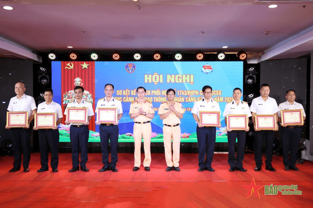 Tân Cảng Sài Gòn và Cục Cảnh sát giao thông sơ kết 1 năm phối hợp