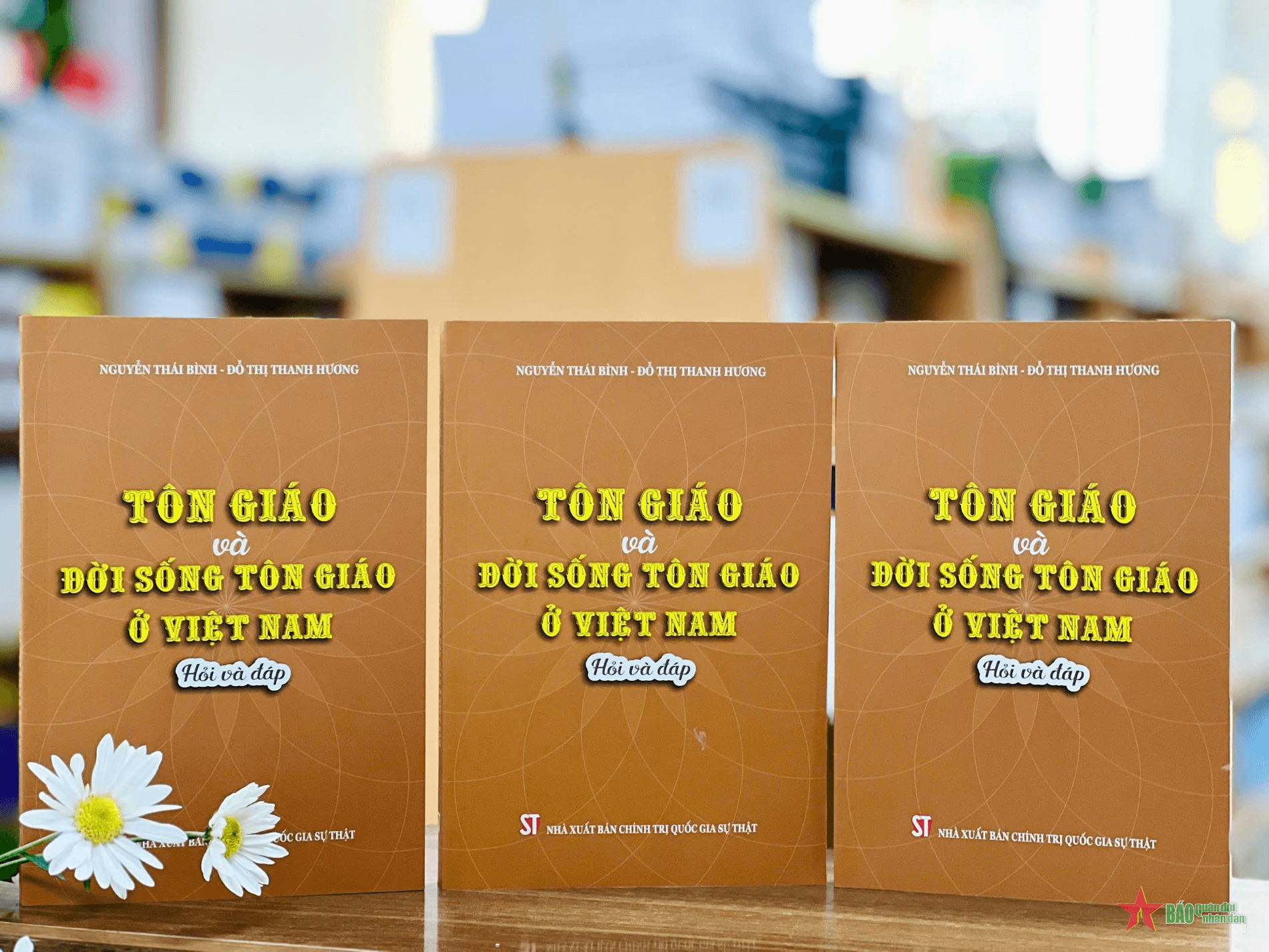 Xuất bản cuốn sách "Tôn giáo và đời sống tôn giáo ở Việt Nam - Hỏi và đáp"