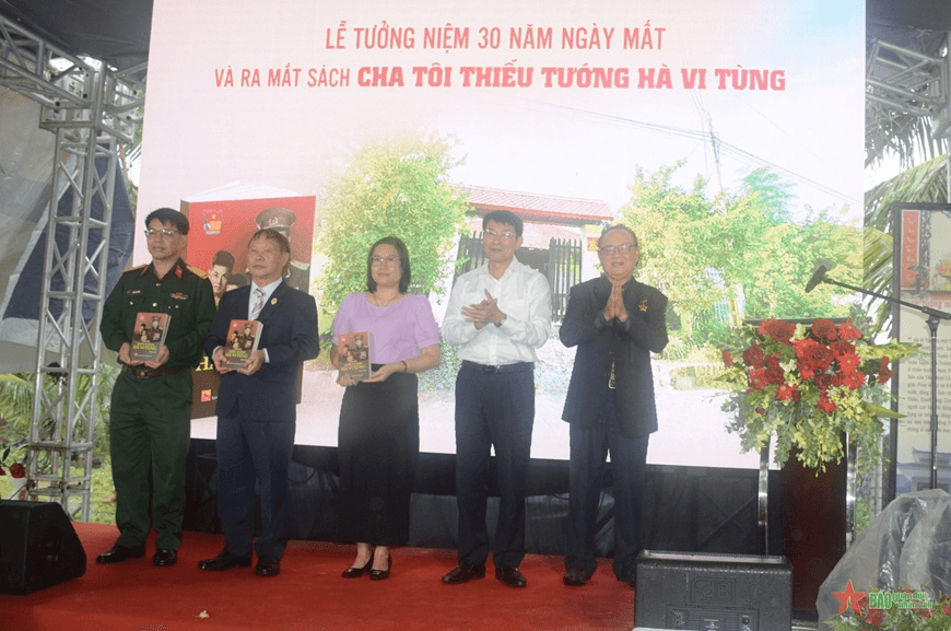 Cha tôi - Thiếu tướng Hà Vi Tùng