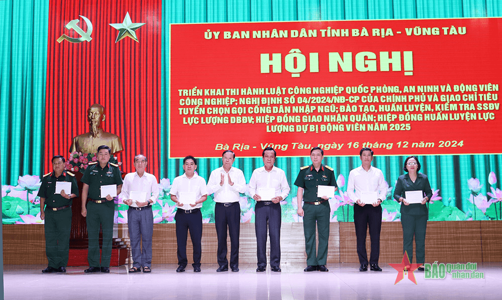 Bà Rịa-Vũng Tàu triển khai thực hiện văn bản luật và giao chỉ tiêu tuyển quân năm 2025