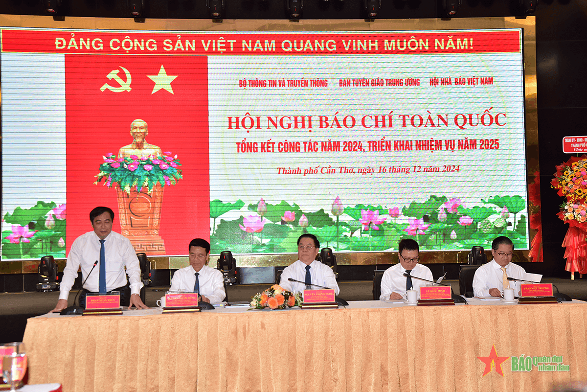 Phát huy vai trò của báo chí trong kỷ nguyên phát triển của đất nước