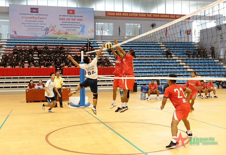 An Giang: Giao lưu với các đơn vị Campuchia nhân kỷ niệm 80 năm thành lập Quân đội
