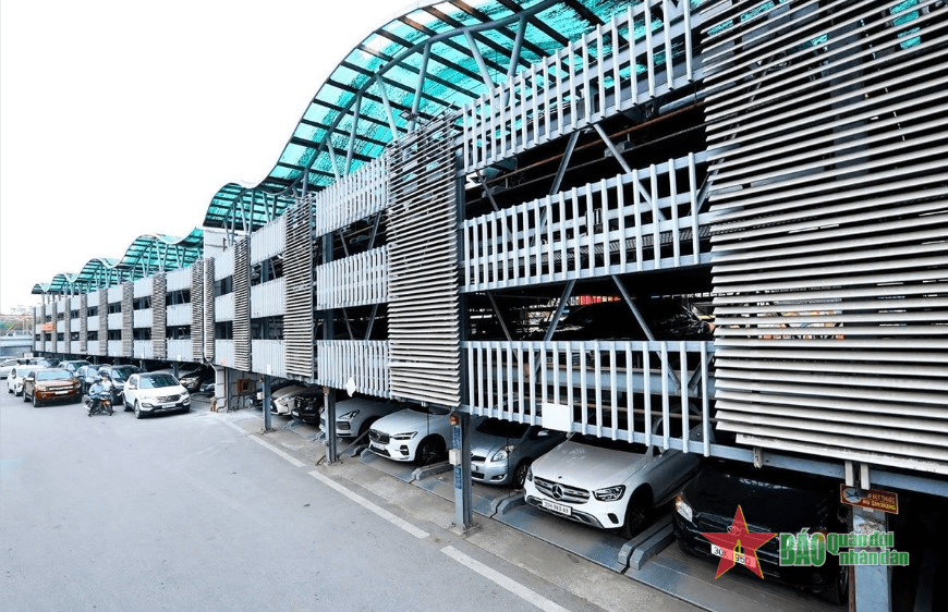 Giải bài toán đỗ xe tại Thủ đô