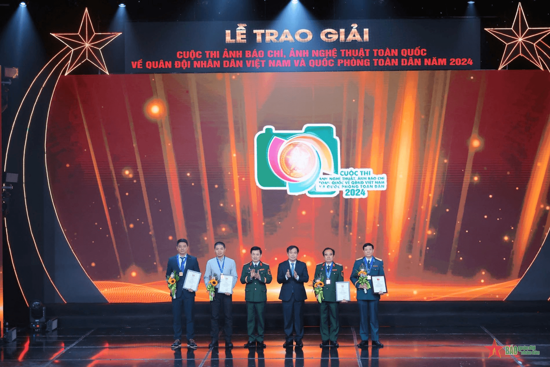 48 tác phẩm đoạt giải cuộc thi ảnh báo chí, nghệ thuật toàn quốc về Quân đội