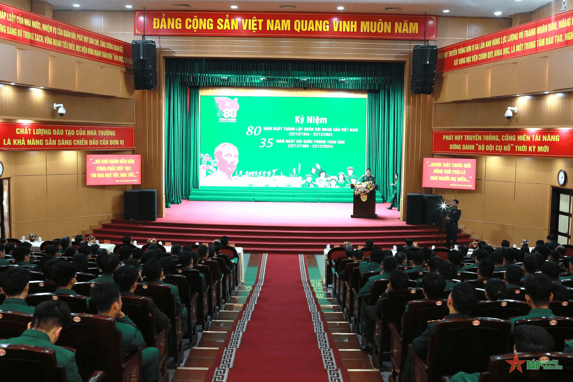 Học viện Quân y: Hơn 300 cán bộ, học viên tham gia chương trình nói chuyện chuyên đề về Quân đội nhân dân Việt Nam