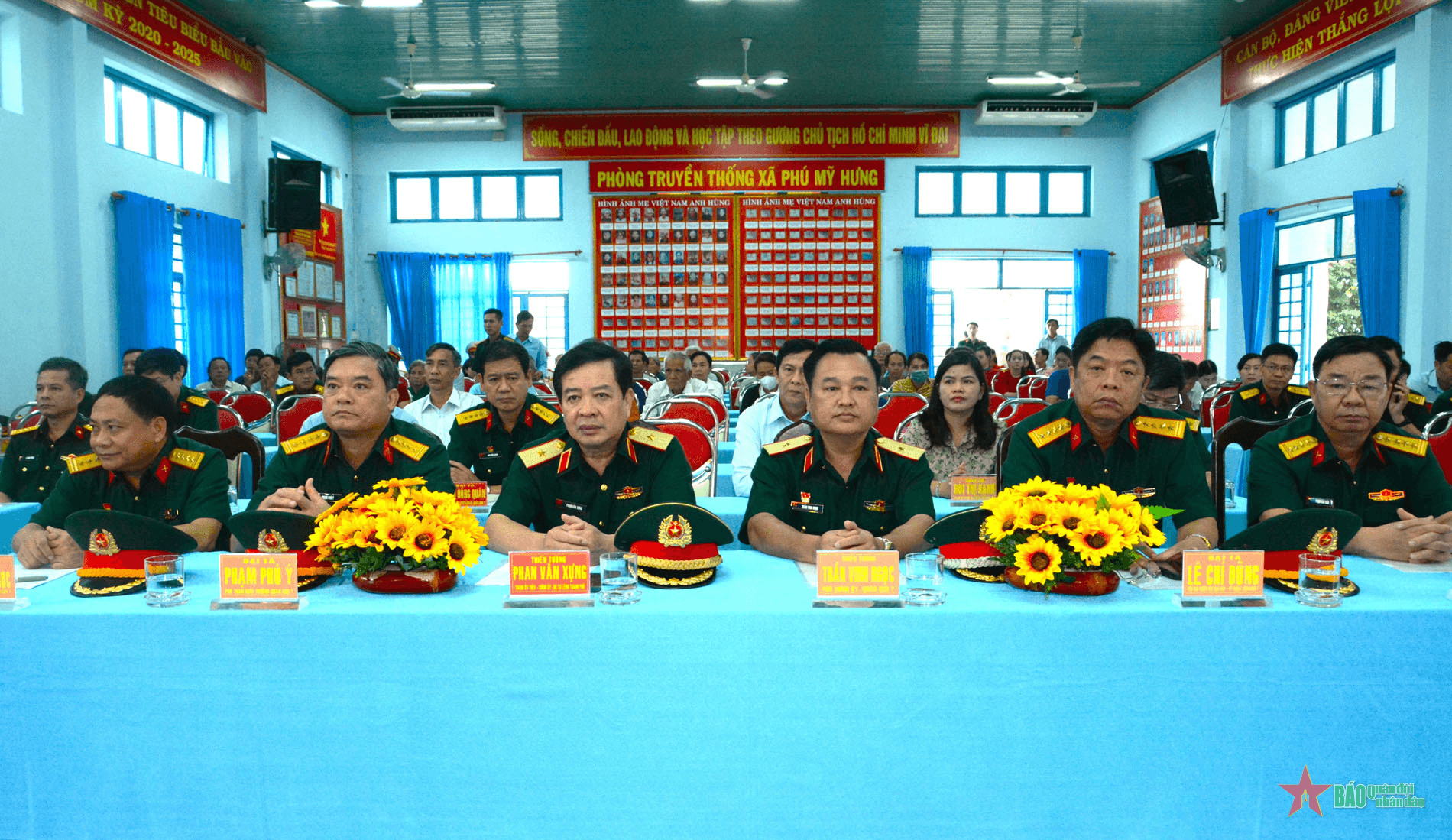 Khối thi đua Quân sự địa phương Quân khu 7 ký kết thi đua năm 2025